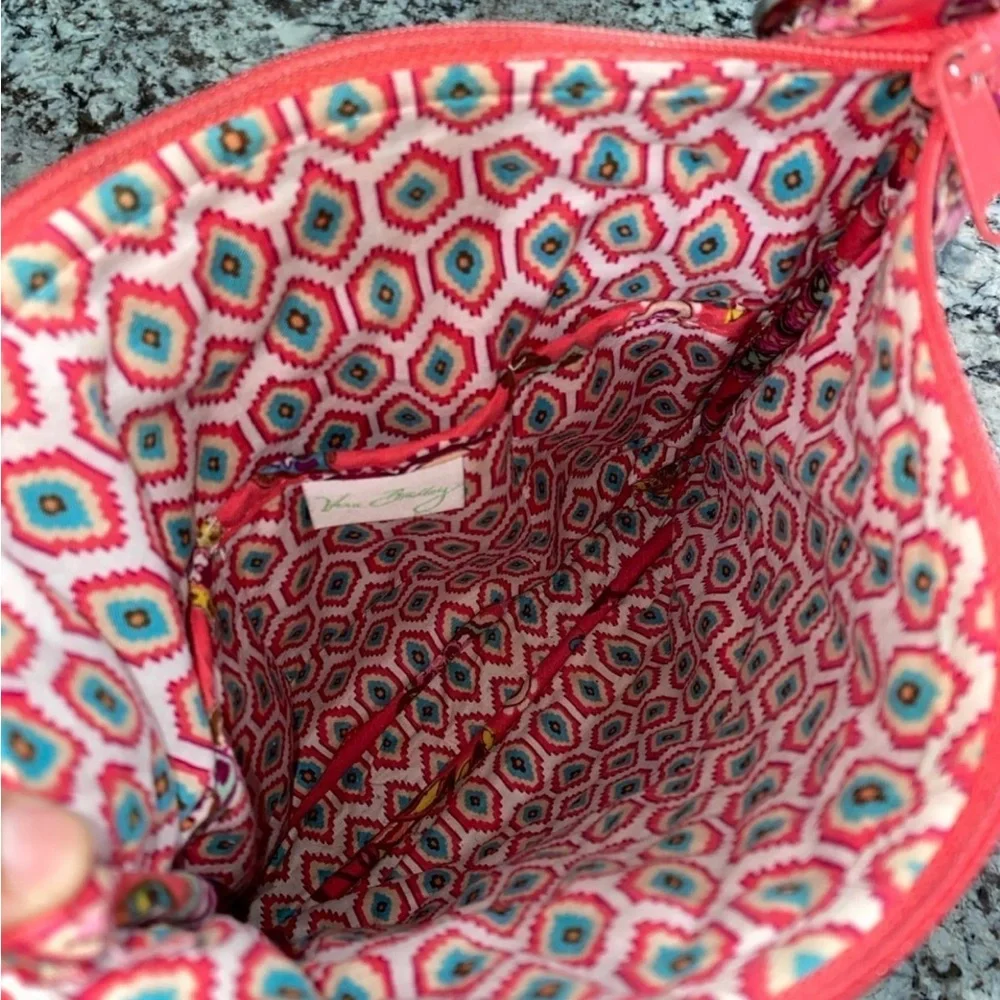 Vera Bradley crossbody/shoulder bag retired coral/pink pattern